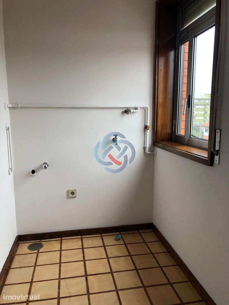Apartamento T3 c/ Garagem Individual em Santa Maria da Feira - Grande imagem: 5/14