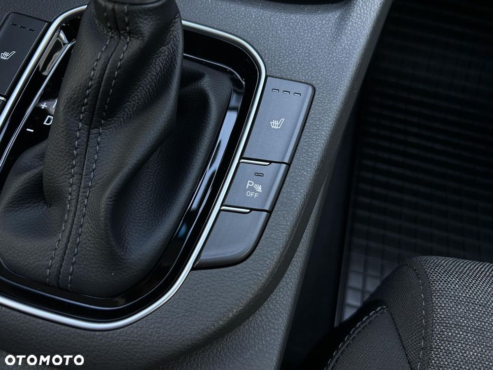 Hyundai i30 1.0 T-GDI Smart DCT - 28