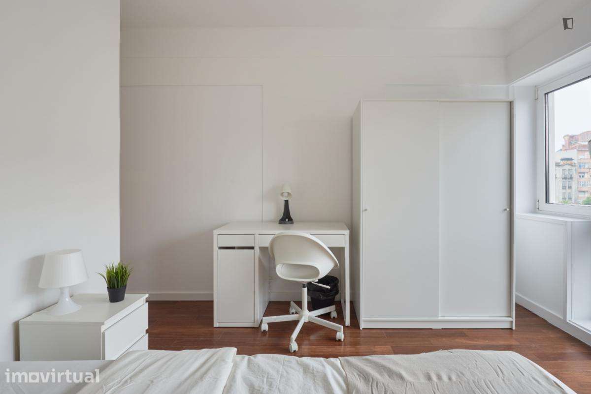 Quarto - localizado em Entrecampos Lisbon - Grande imagem: 3/22
