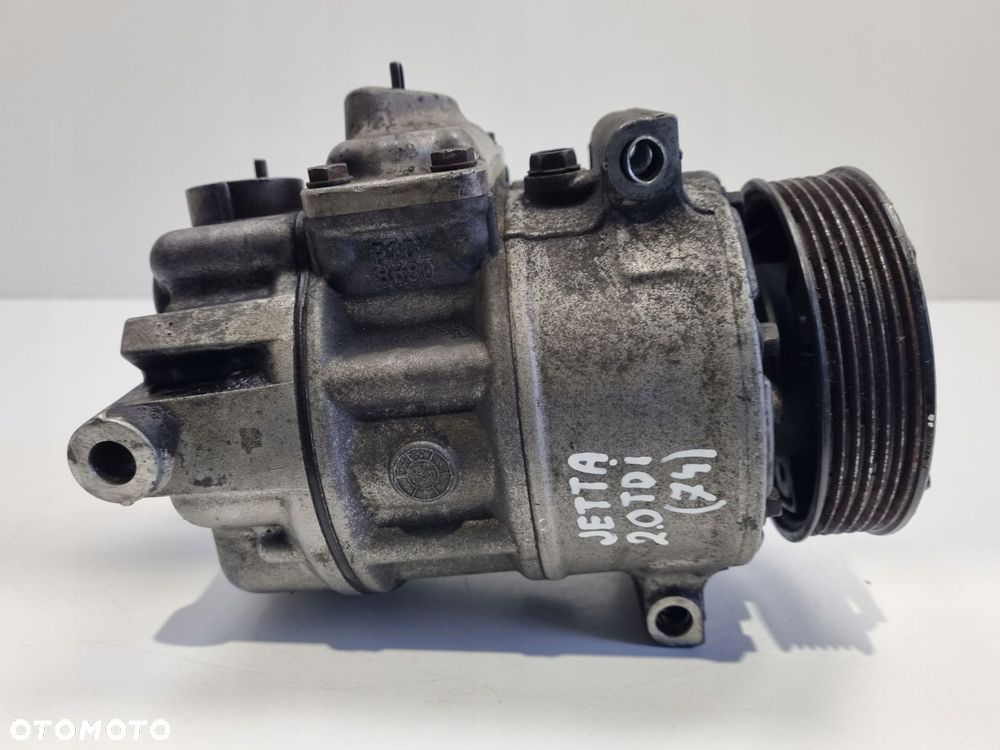 SPRĘŻARKA KLIMATYZACJI VW Jetta V 2.0 TDI _ pompa 1K0820859F - 3