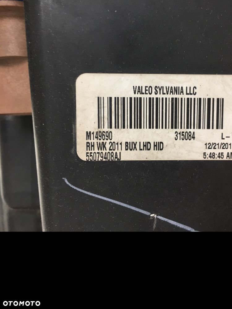 Jeep Grand Cherokee IV WK2 11-13r Reflektor Lampa Przednia Prawa Xenon 55079409AJ VALEO 55079408AJ - 3