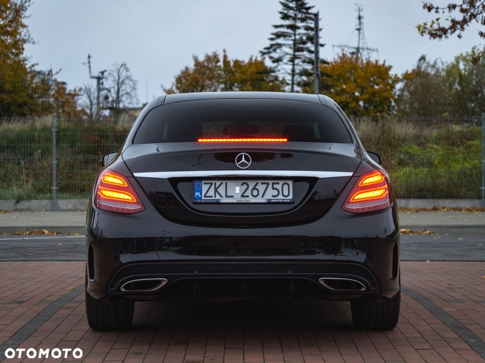 Mercedes-Benz Klasa C 250 9G-TRONIC - 10