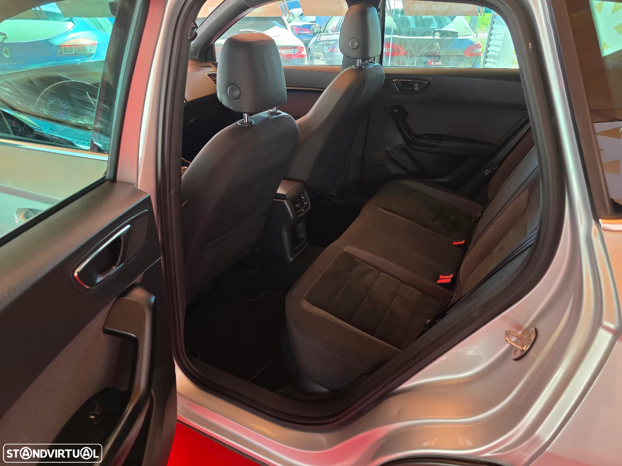 SEAT Ateca 2.0 TDI 4Drive DSG FR BLACK EDITION - 27