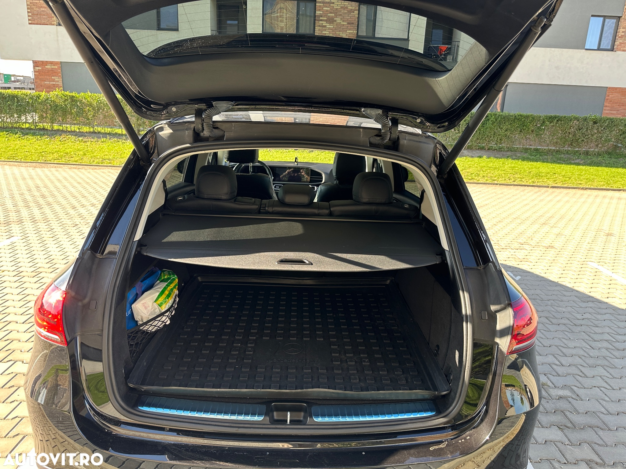 Mercedes-Benz GLE - 11