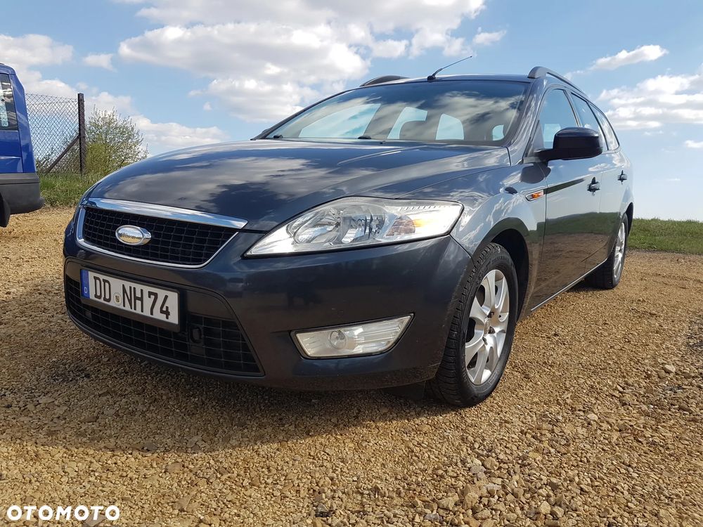 Ford Mondeo 2.0 Ambiente - 1