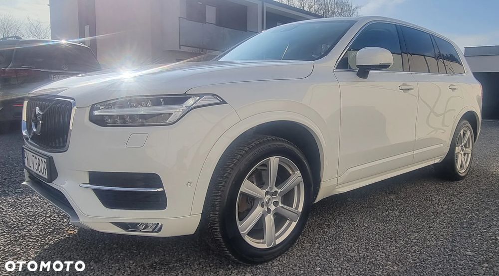Volvo XC 90 D5 AWD Momentum - 8