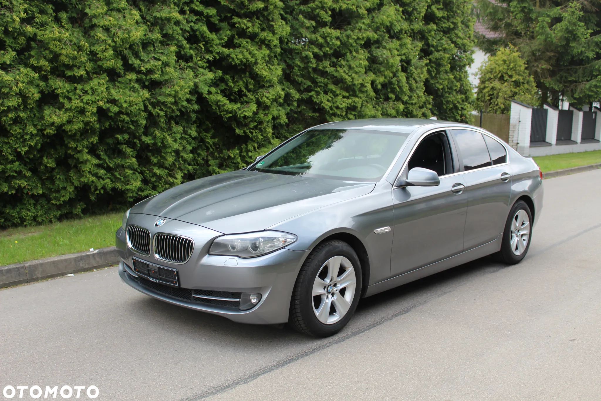 BMW Seria 5 523i - 1