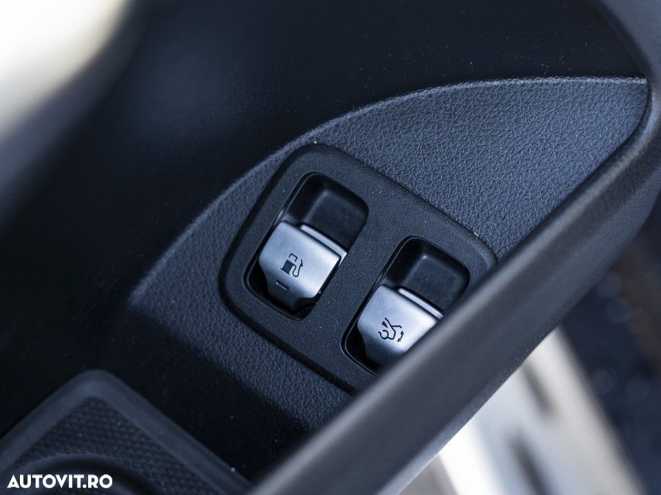 Mercedes-Benz GLC Coupe 300 e 4MATIC - 22