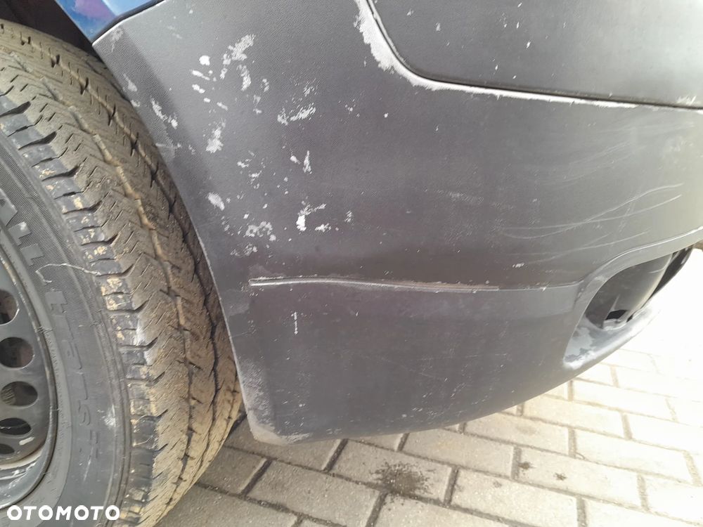 VW T5 ZDERZAK PRZEDNI PRZÓD - 17
