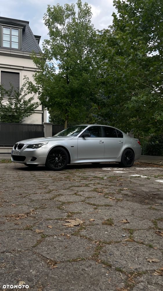 BMW Seria 5 523i - 8