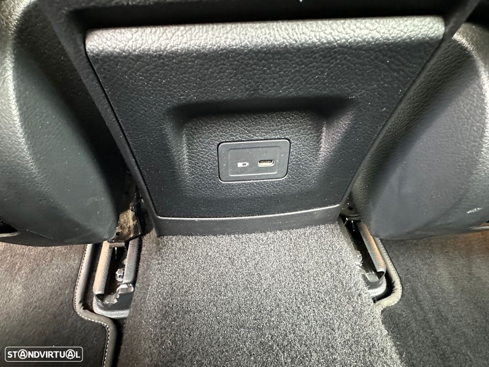 Mercedes-Benz A 250 e Style Plus - 11