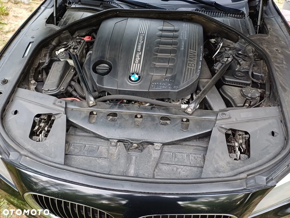 BMW Seria 7 740d xDrive - 28