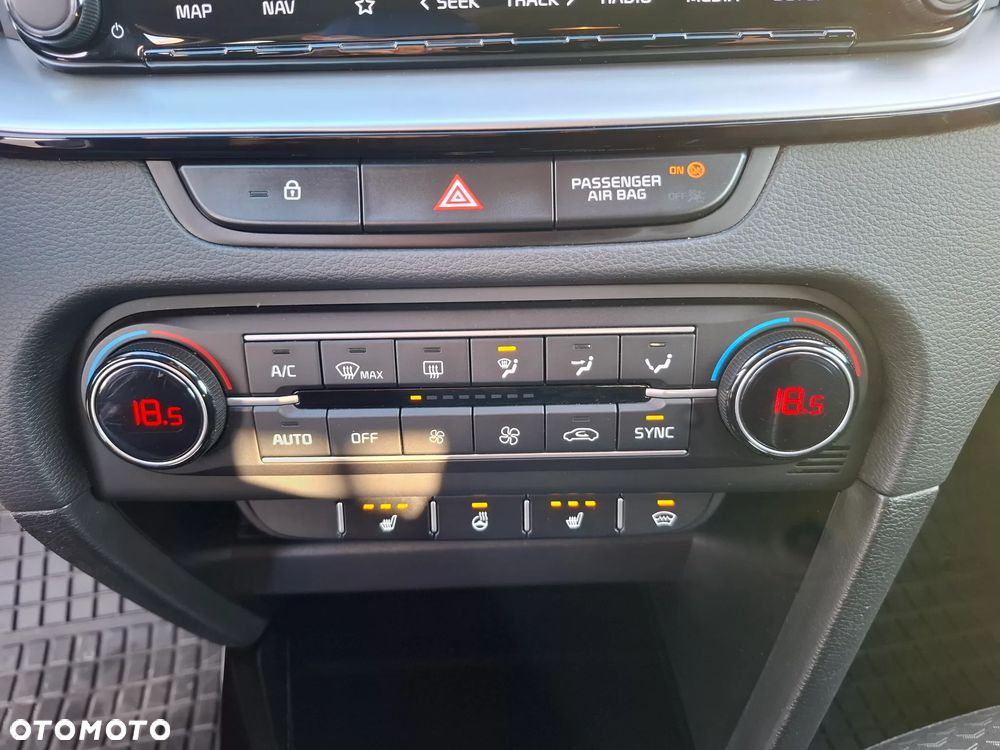 Kia Ceed 1.5 T-GDI GT-Line - 22