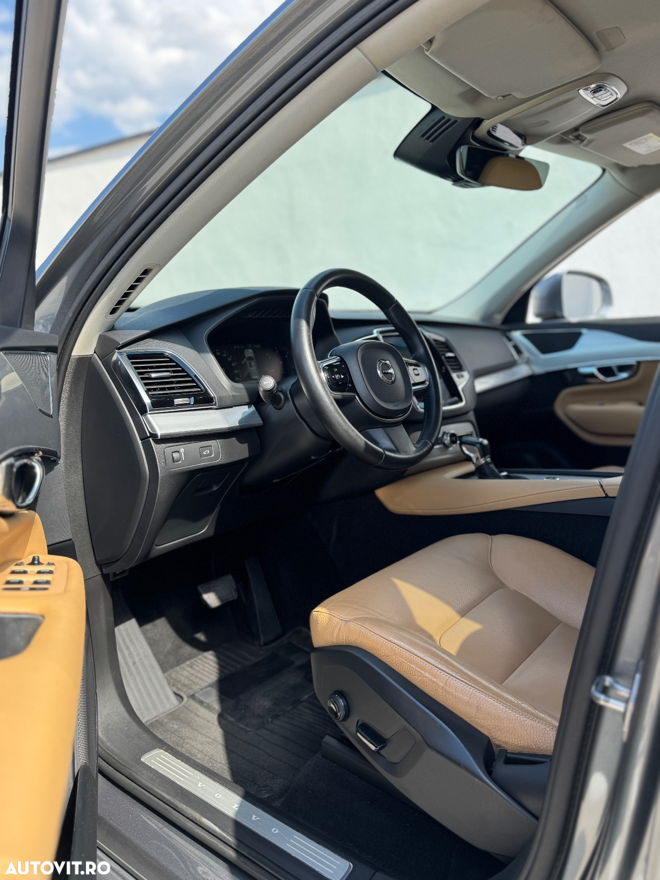 Volvo XC 90 D5 AWD Momentum - 10