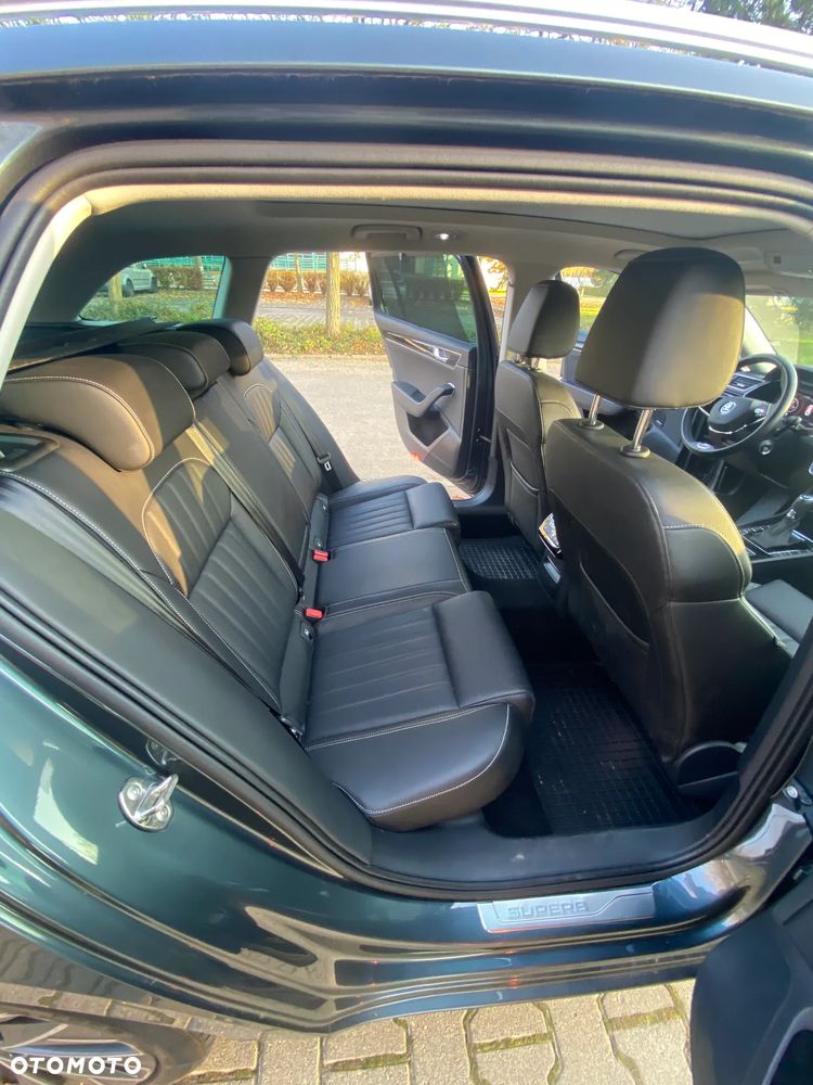 Skoda Superb 2.0 TDI SCR 4x4 L&K DSG - 19
