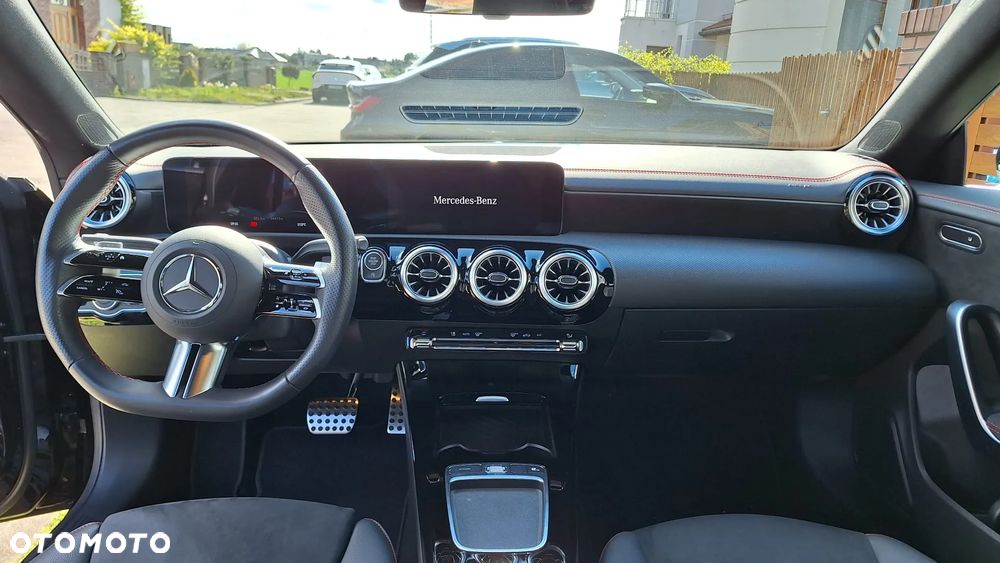 Mercedes-Benz CLA 200 AMG Line 7G-DCT - 10