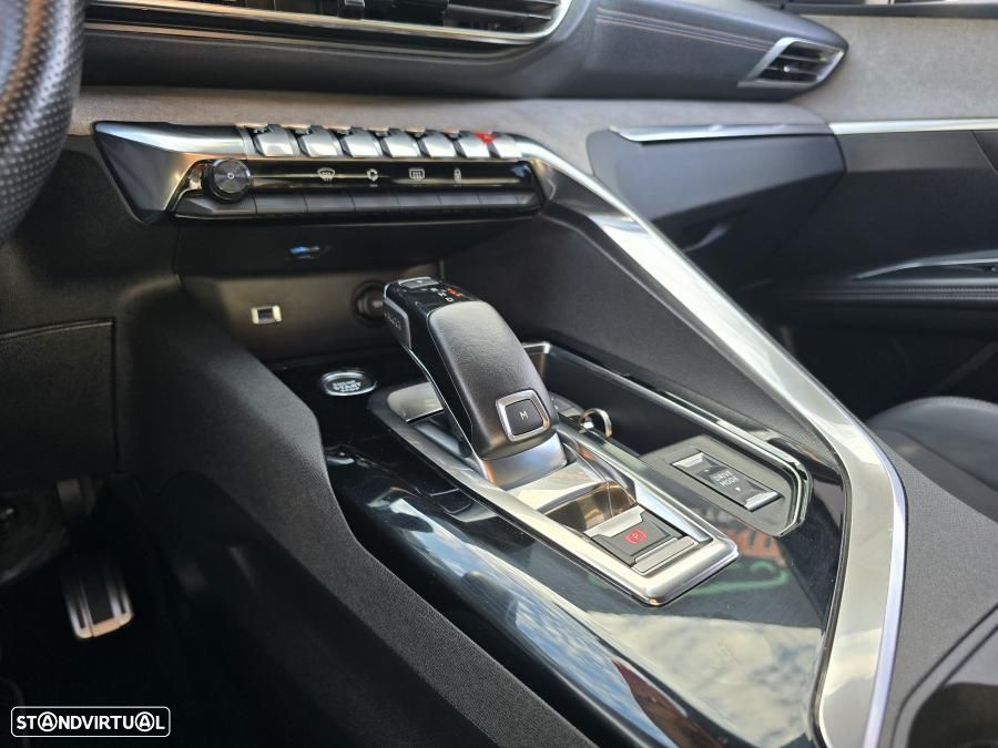 Peugeot 3008 1.5 BlueHDi GT EAT8 - 41