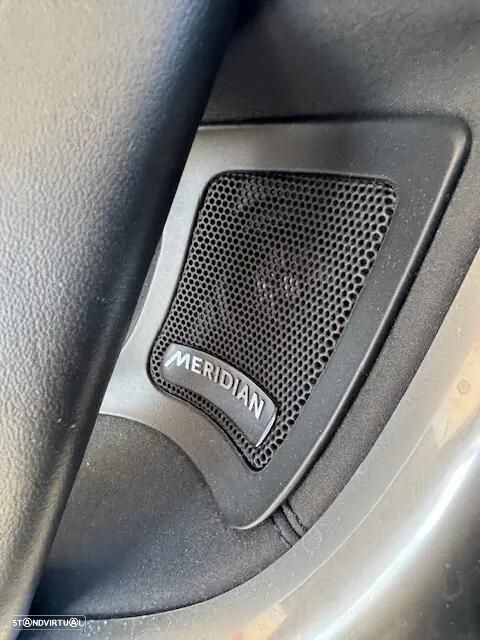 Land Rover Discovery Sport - 8