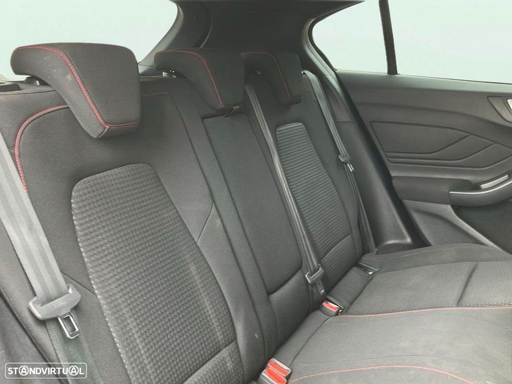 Ford Focus - 16