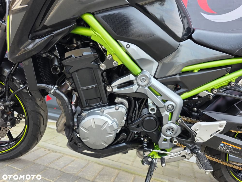 Kawasaki Z 900 - 27