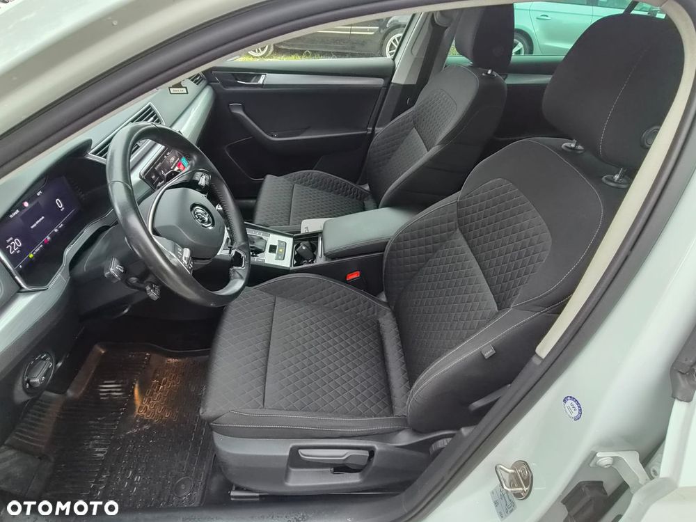 Skoda Superb 2.0 TDI Sportline DSG7 - 34