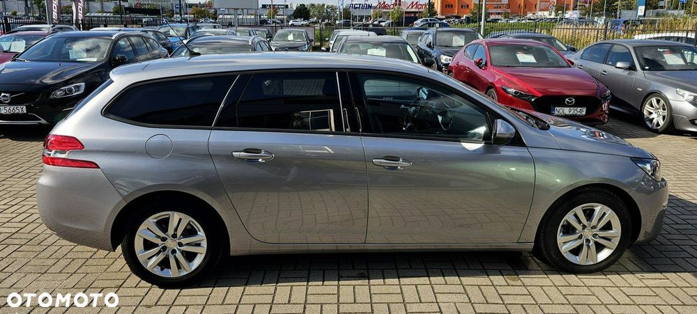 Peugeot 308 - 5