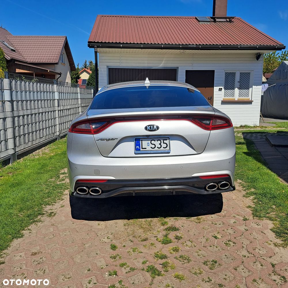 Kia Stinger 2.0 T-GDI GT Line - 4