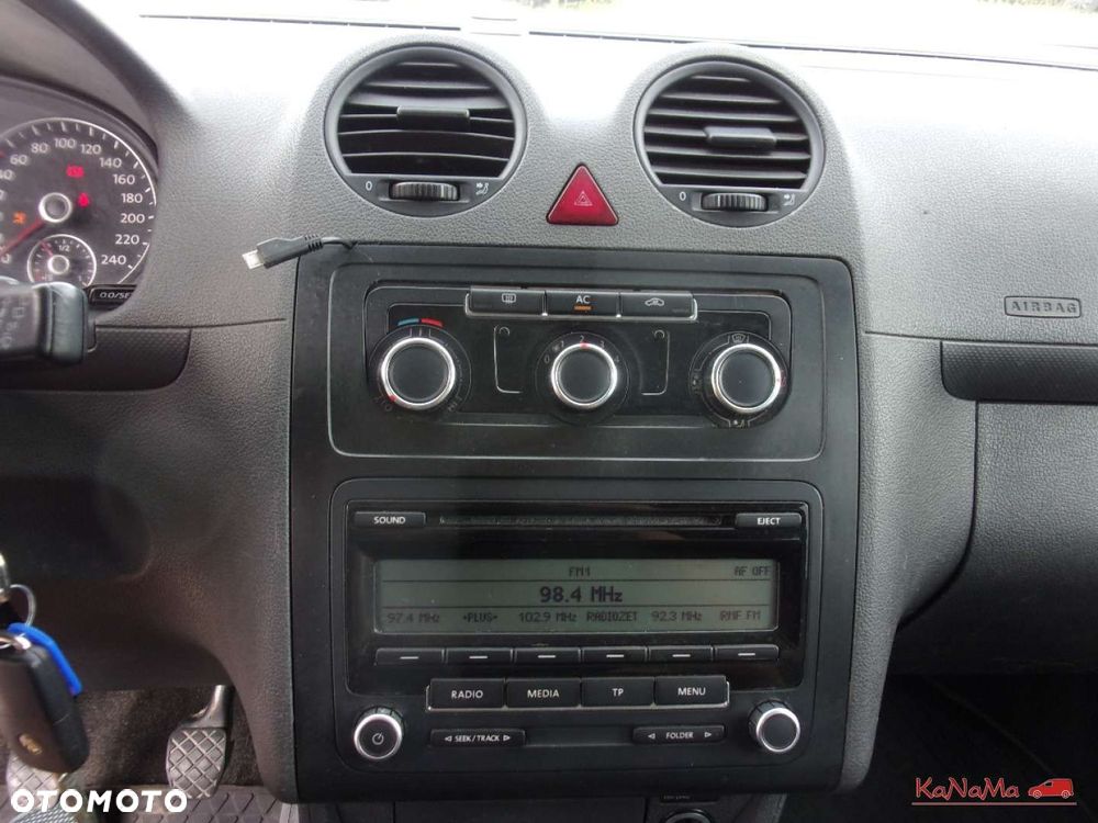 Volkswagen Caddy - 26