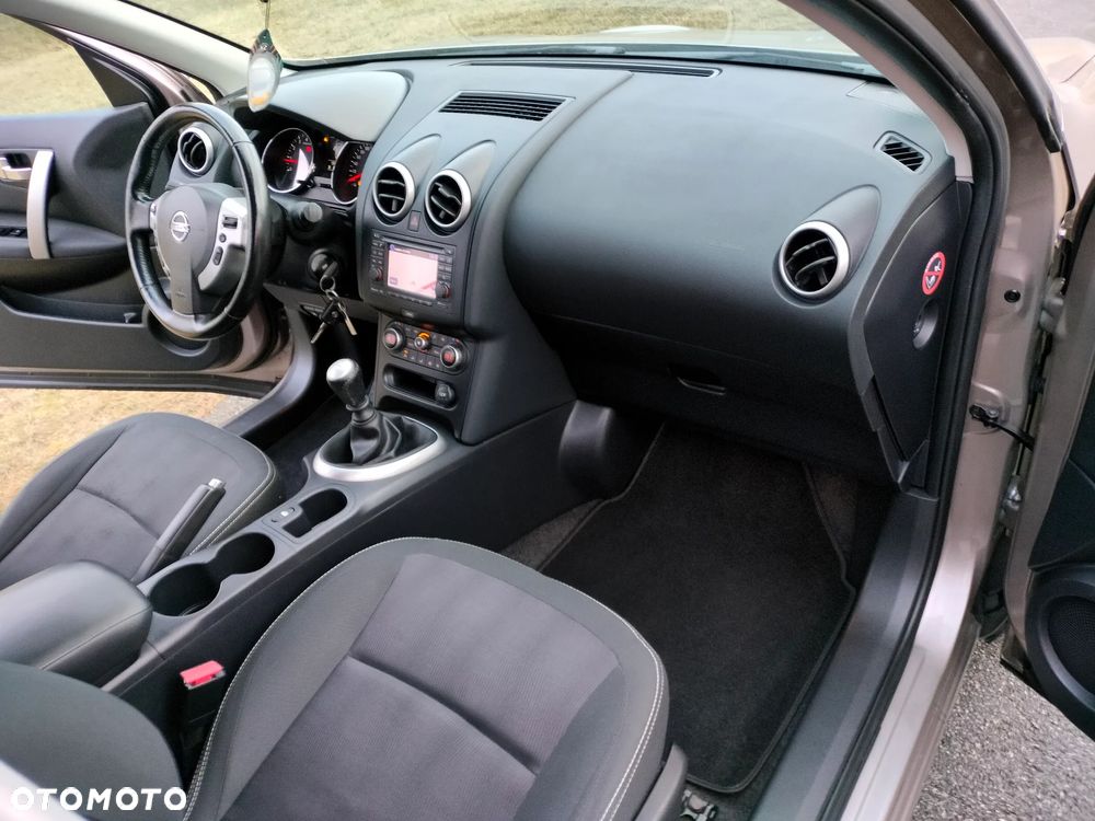 Nissan Qashqai 2.0 Acenta Pack - 18