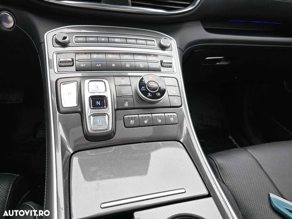 Hyundai Santa Fe - 9