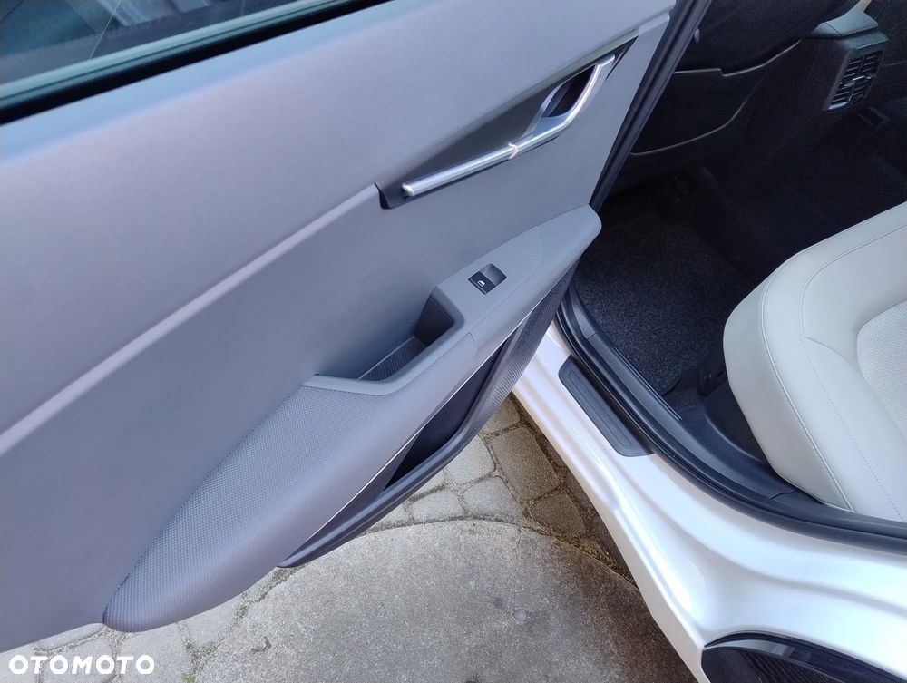 Kia Niro 1.6 GDI Hybrid Business Line - 12