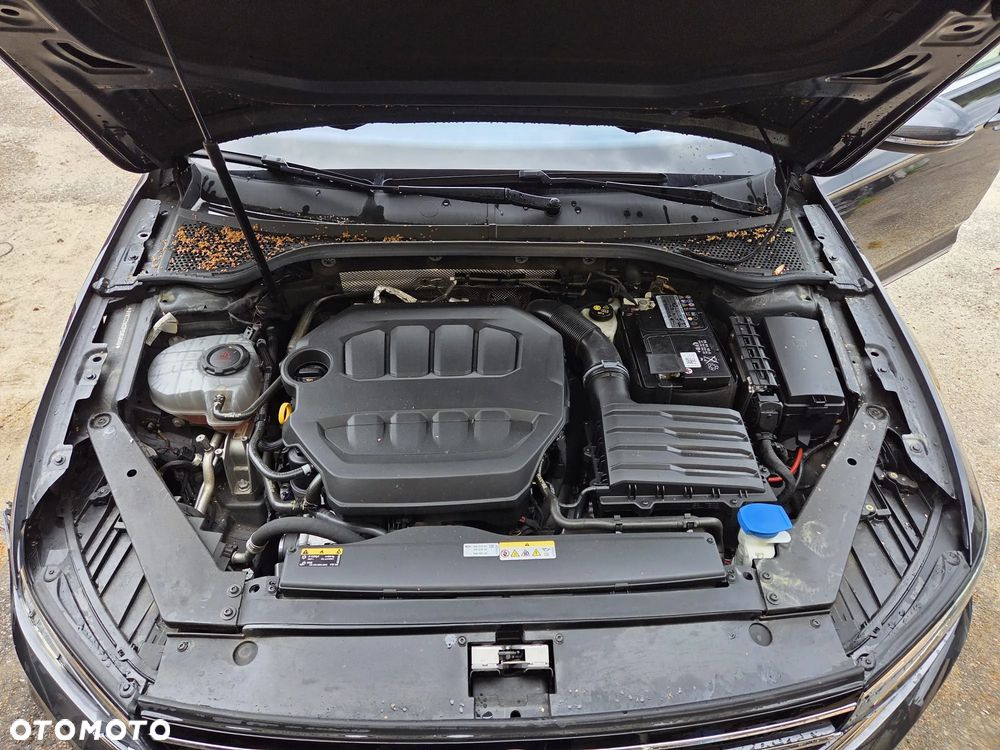Volkswagen Passat Variant 2.0 TSI OPF DSG Elegance - 17