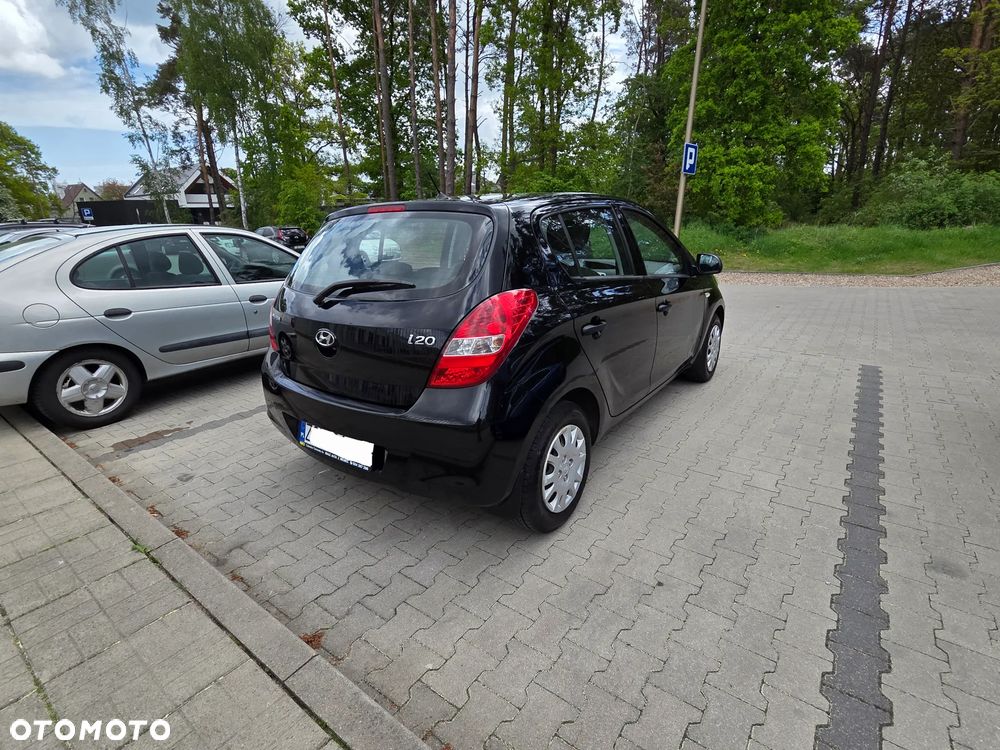 Hyundai i20 - 17
