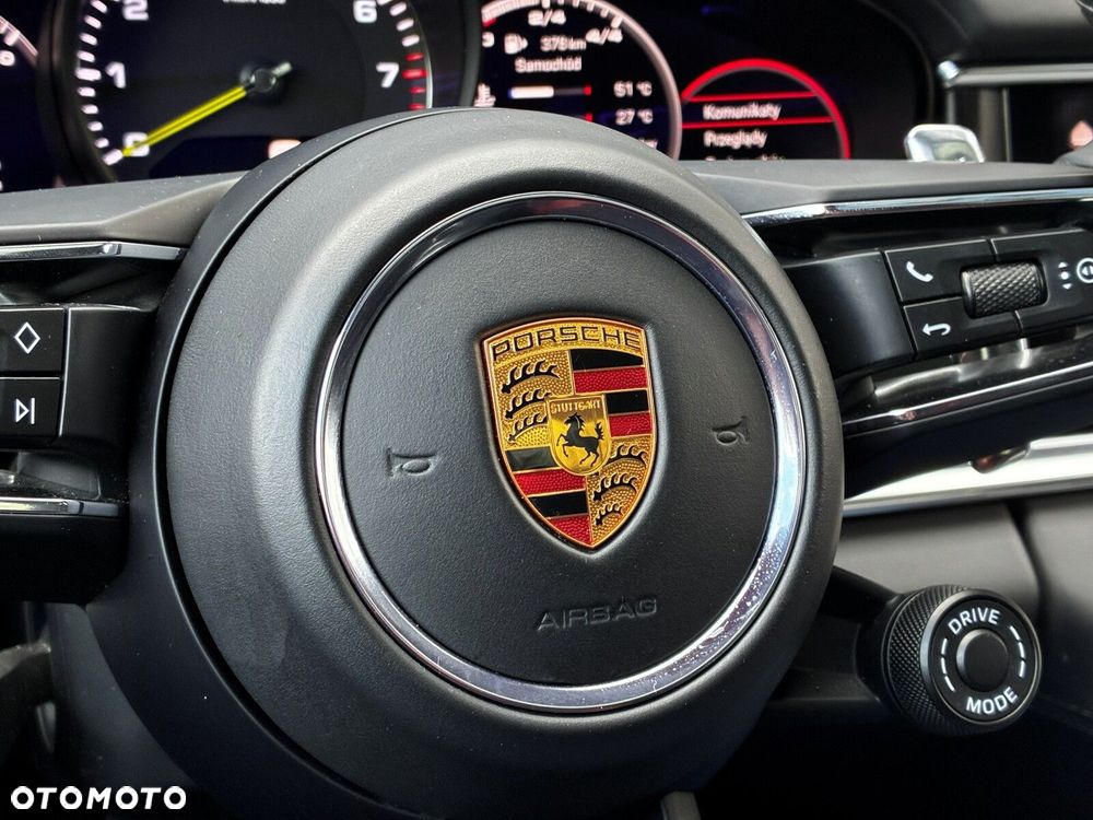 Porsche Panamera - 25