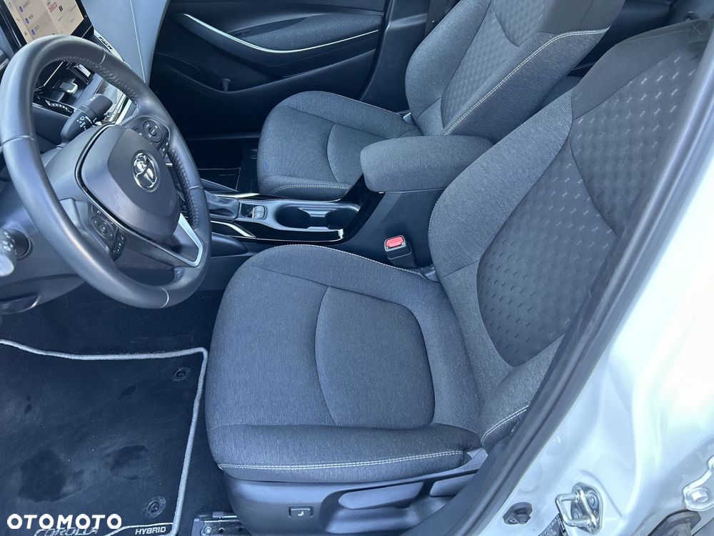 Toyota Corolla 1.8 Hybrid Comfort - 14
