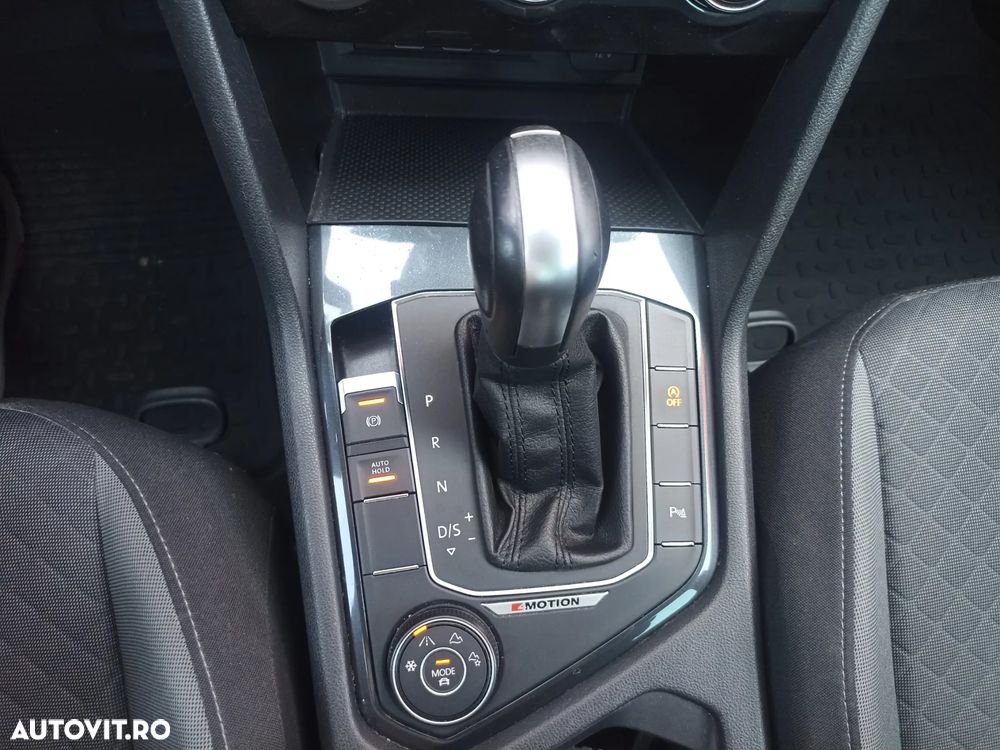 Volkswagen Tiguan 2.0 TDI 4Mot DSG Comfortline - 18