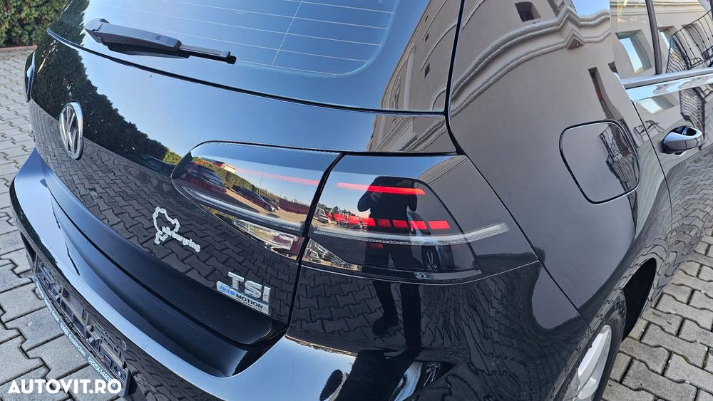 Volkswagen Golf 1.2 TSI BlueMotion Technology Comfortline - 23