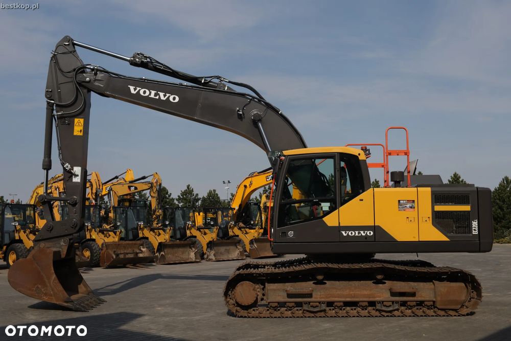 Volvo EC220EL - 3