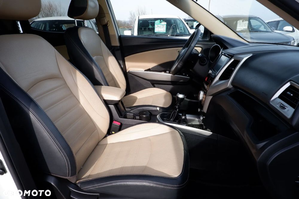 SsangYong/KGM Tivoli e-XDi 160 2WD Sapphire - 8