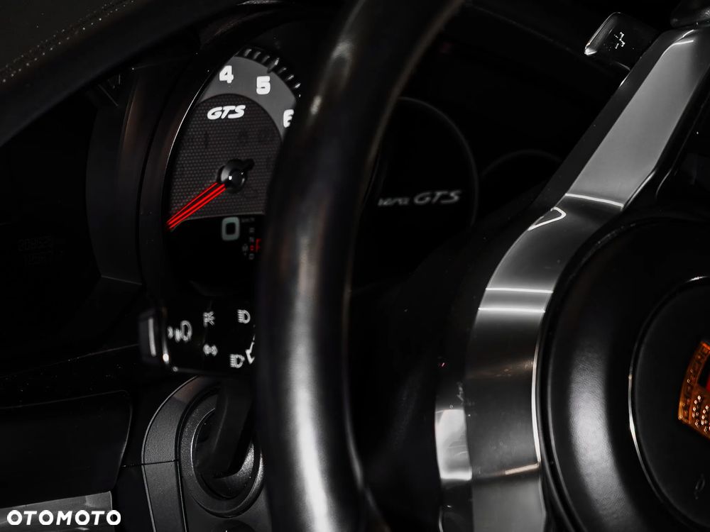 Porsche Panamera GTS - 16