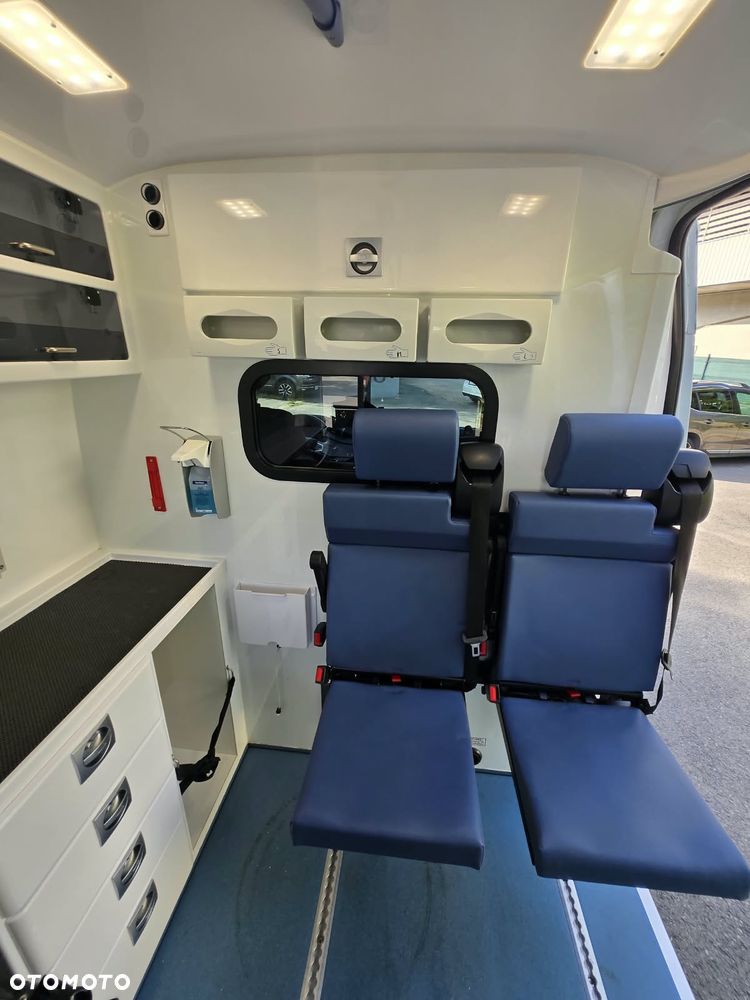 Renault Master Ambulans karetka gwarancja - 13