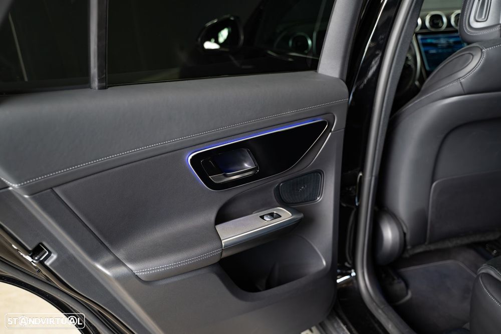Mercedes-Benz GLC 300 de Coupe 4Matic - 42
