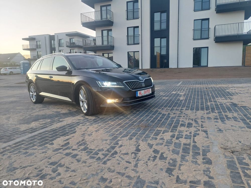 Skoda Superb 2.0 TDI Style DSG7 - 2