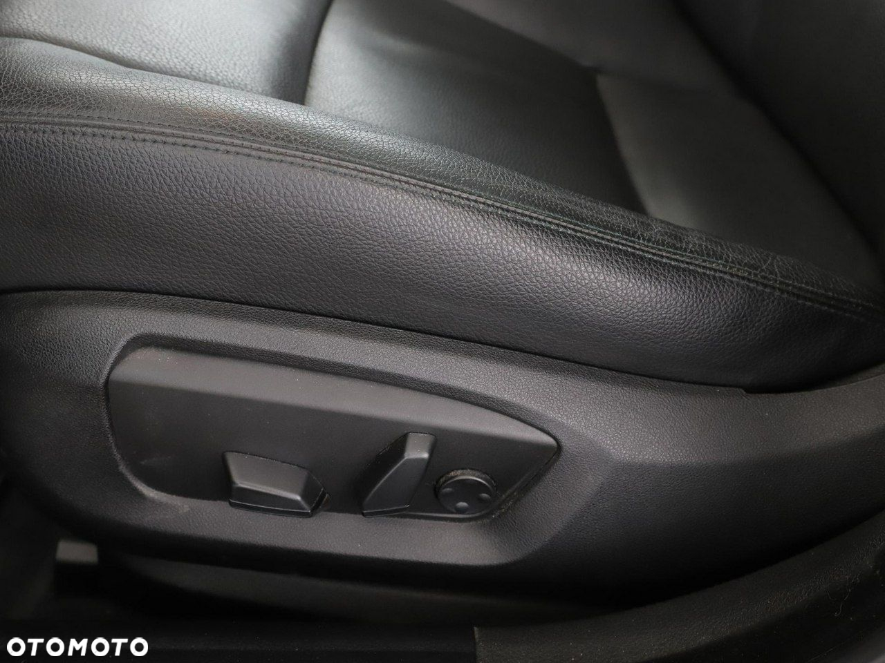 BMW Seria 5 520d - 36