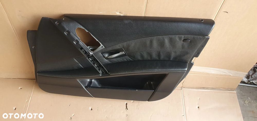 Boczek tapicerka prawy przód przednia prawa BMW 5 E60 E61 - 2