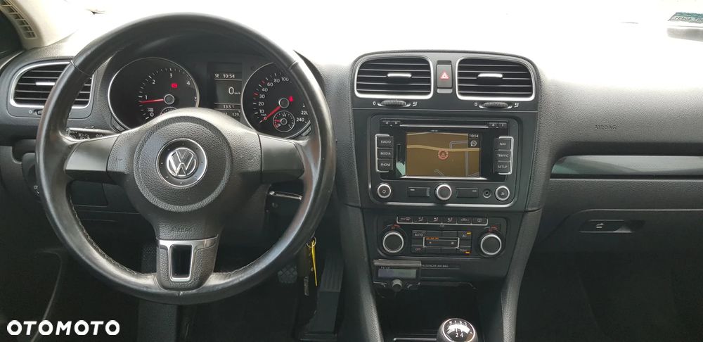 Volkswagen Golf - 17