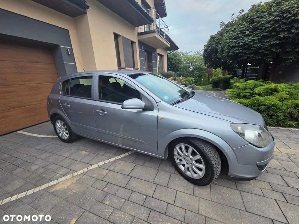 Opel Astra III 1.7 CDTI Cosmo - 2