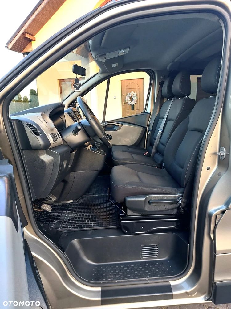 Renault Trafic - 14