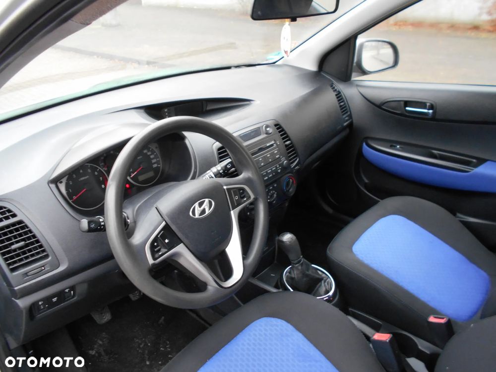 Hyundai i20 1.4 Comfort - 9