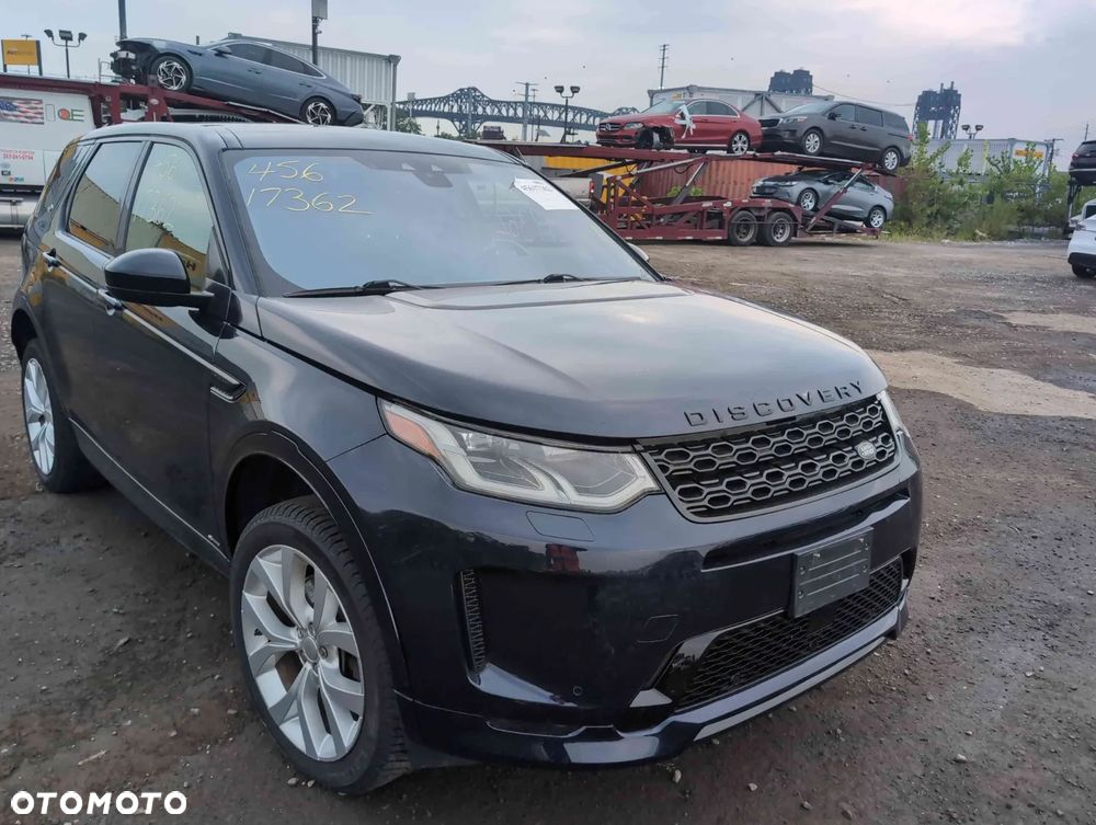 Land Rover Discovery 2.0 P300 R-Dynamic SE - 6